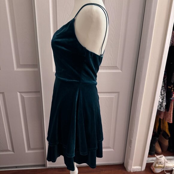 Teal Velvet Tiered Mini Dress – Adjustable Straps, Criss-Cross Back (Size S) - Picture 4 of 6